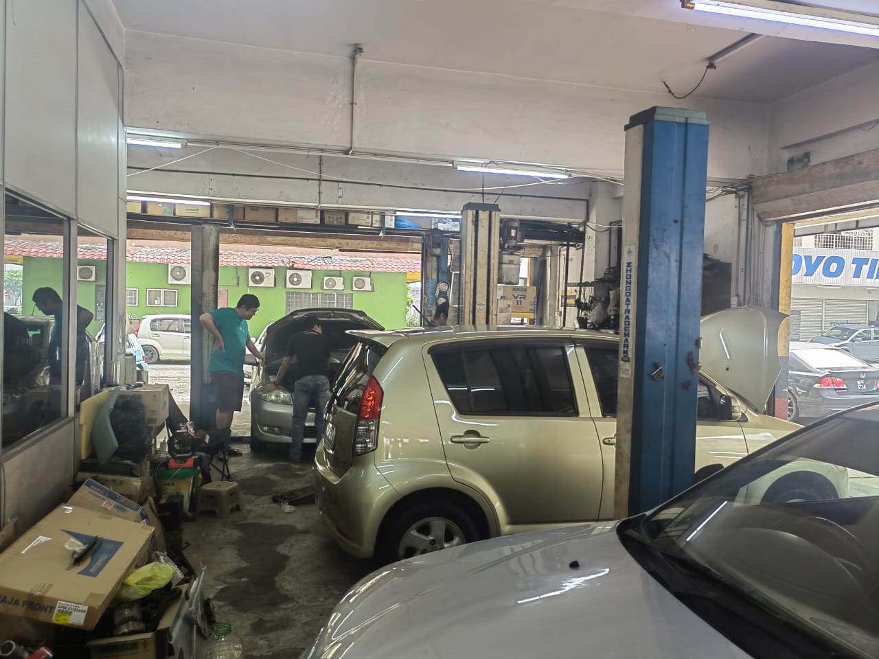 CHIN LEI TYRE & BATTERY SERVICES