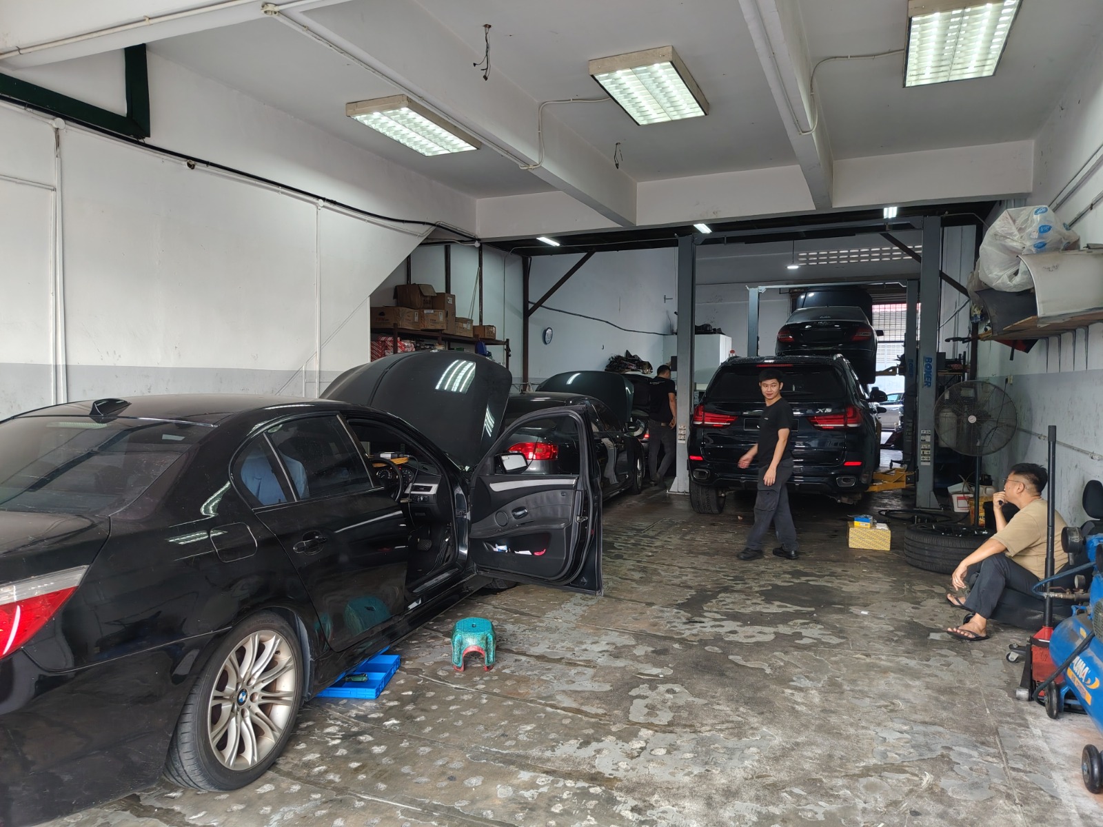 Gallery image