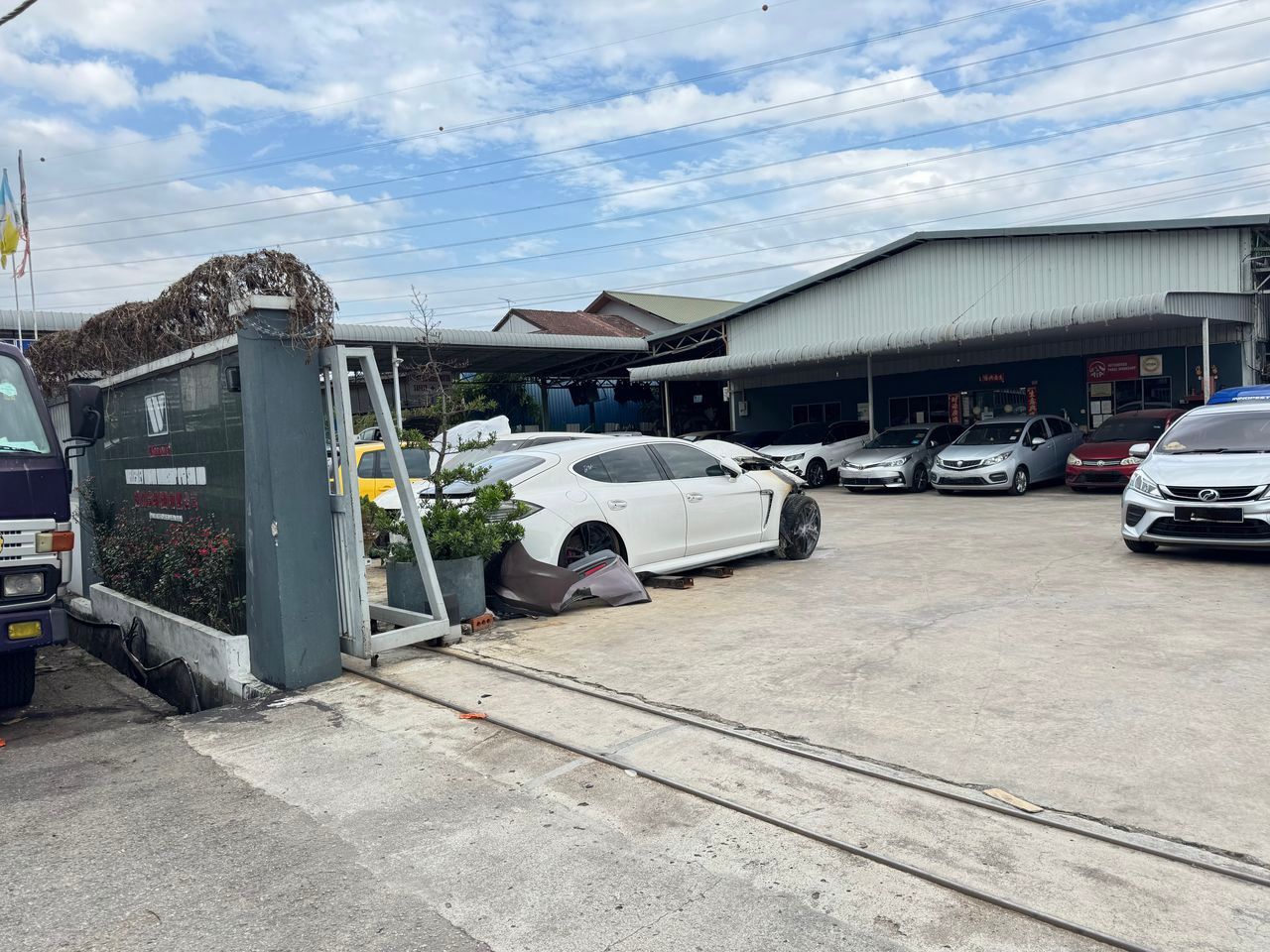 WELLESLEY MOTOR WORKSHOP (PG) SDN. BHD.