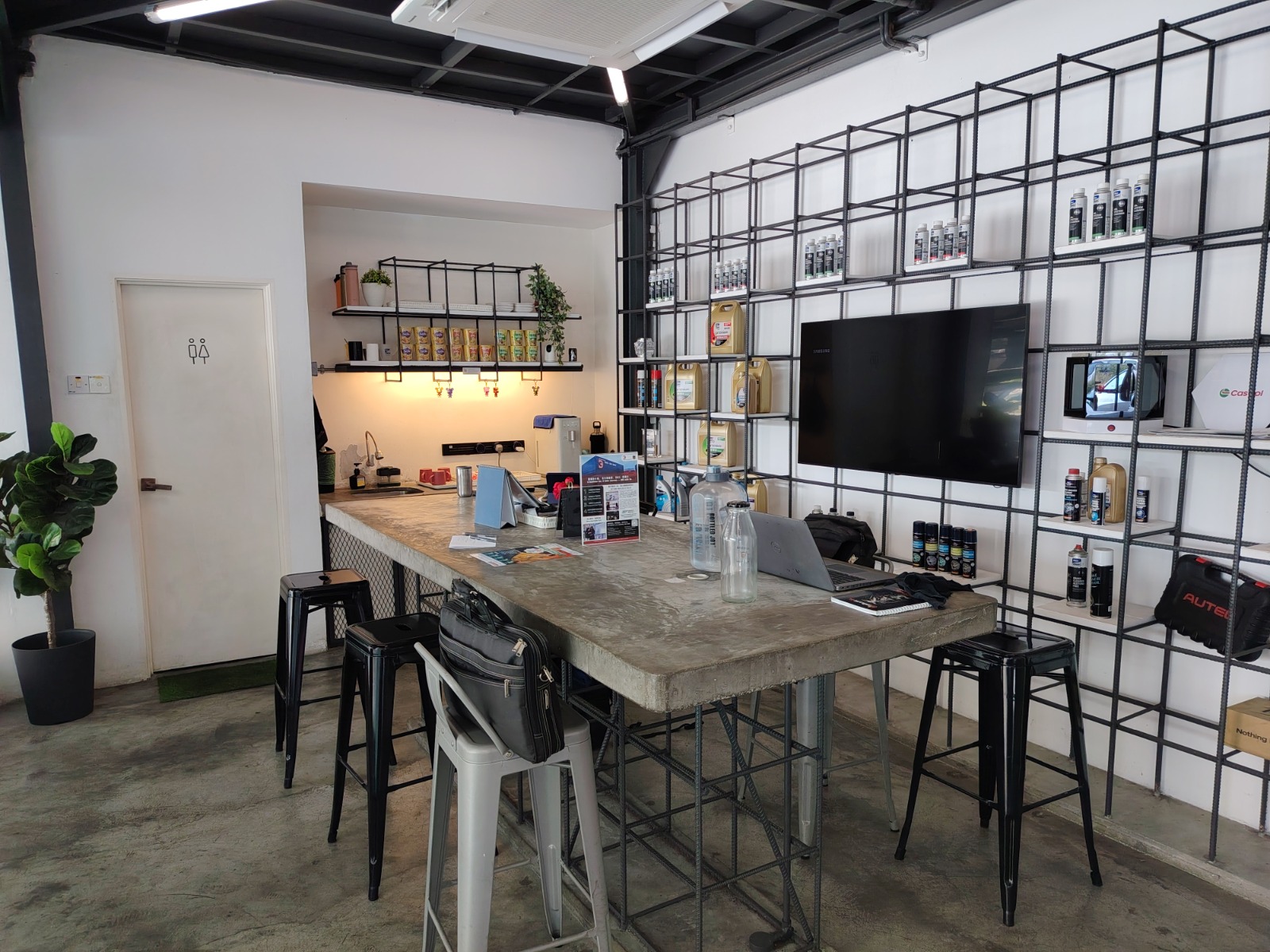 Gallery image